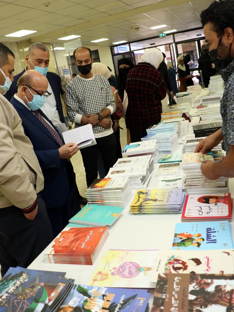 انطلاق فعاليّات مهرجان القراءة للجميع مكتبة الأسرة الأردنية 2021  في مستشفى الجامعة الأردنية