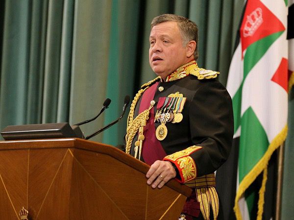 ماذا يريد الملك من مجلس الأمة بالدورة العادية الأولى؟