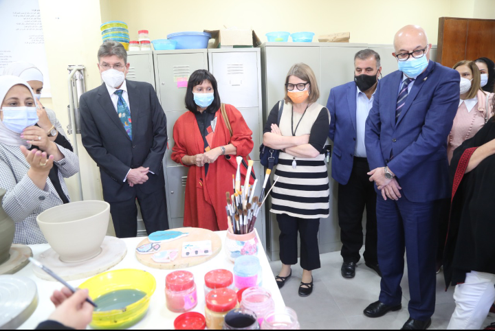 اختتام مشروع مركز المرأة المبدعة في حدائق الملكة رانيا 