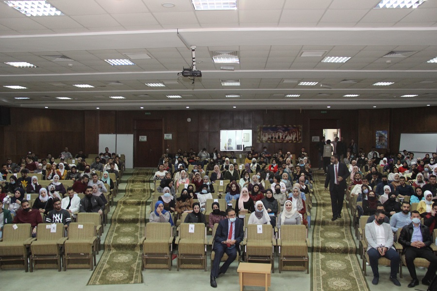  اليرموك تنظم جلسة تعريفية بمجالات المحاسبة في سوق العمل