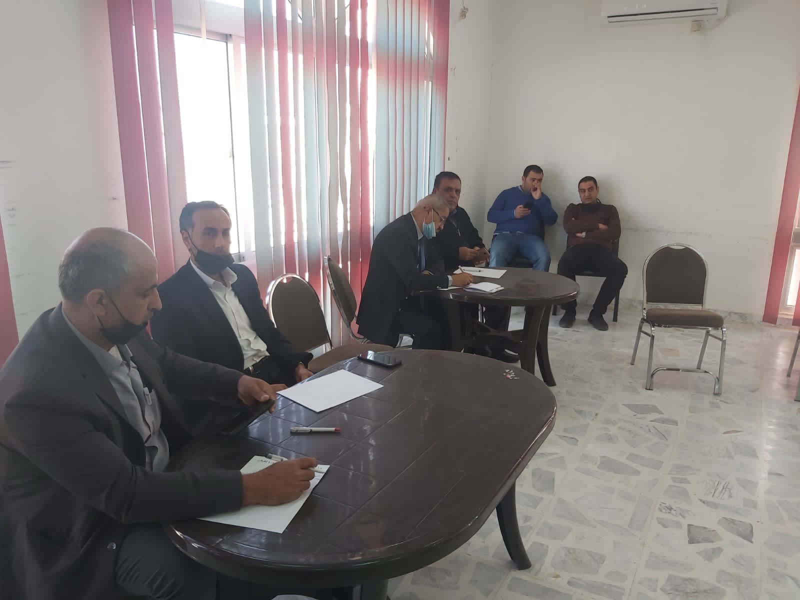 جلسة حوارية حول الفكر المتطرف والتجنيد الإلكتروني في مأدبا