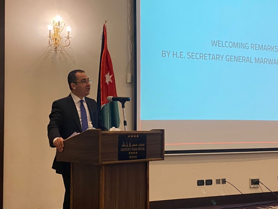 بحث إدماج البعد المناخي في مصفوفة الإصلاحات الاقتصادية الحكومية