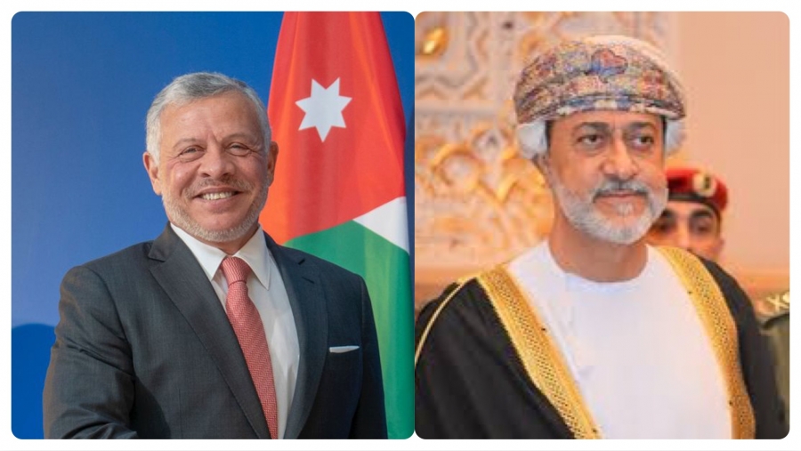 الملك يهنئ السلطان هيثم بن طارق بمناسبة العيد الوطني 51 لبلاده