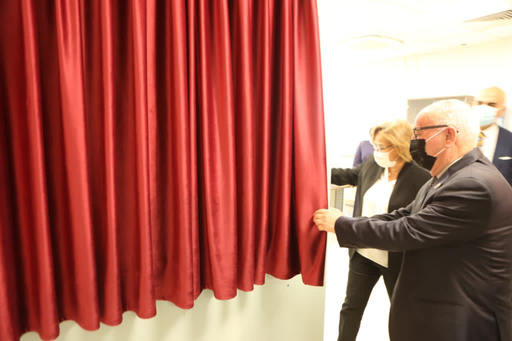 توقيع اتفاقية بين مجلس البناء الوطني وبرنامج الامم المتحدة الإنمائي وافتتاح وحدة الابنية المستدامة ورقابة الأعمار في وزارة الاشغال