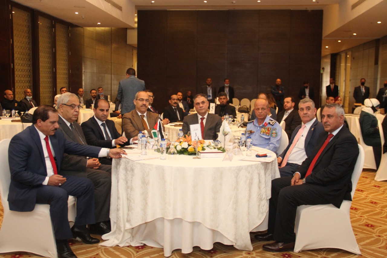 رئيس جامعة البلقاء التطبيقية يفتتح دورة  التدريب الاحترافي وتطوير الموارد البشرية ضمن اقتصاد المعرفة 