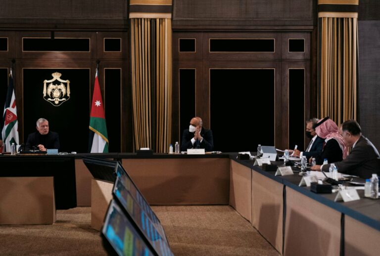 جلالة الملك يشدد على أهمية استخدام التكنولوجيا للتعامل مع تحديات المياه،