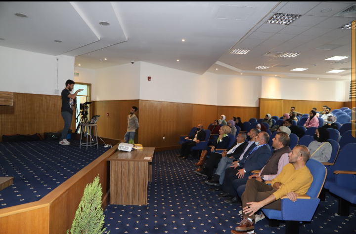 دورة بعنوان: الدخول إلى عالم التصوير السينمائي في البلقاء التطبيقيه