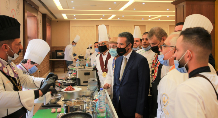 الفايز يرعى انطلاق فعاليات المهرجان الدولي الأول لفنون طهي الغذاء العالمي
