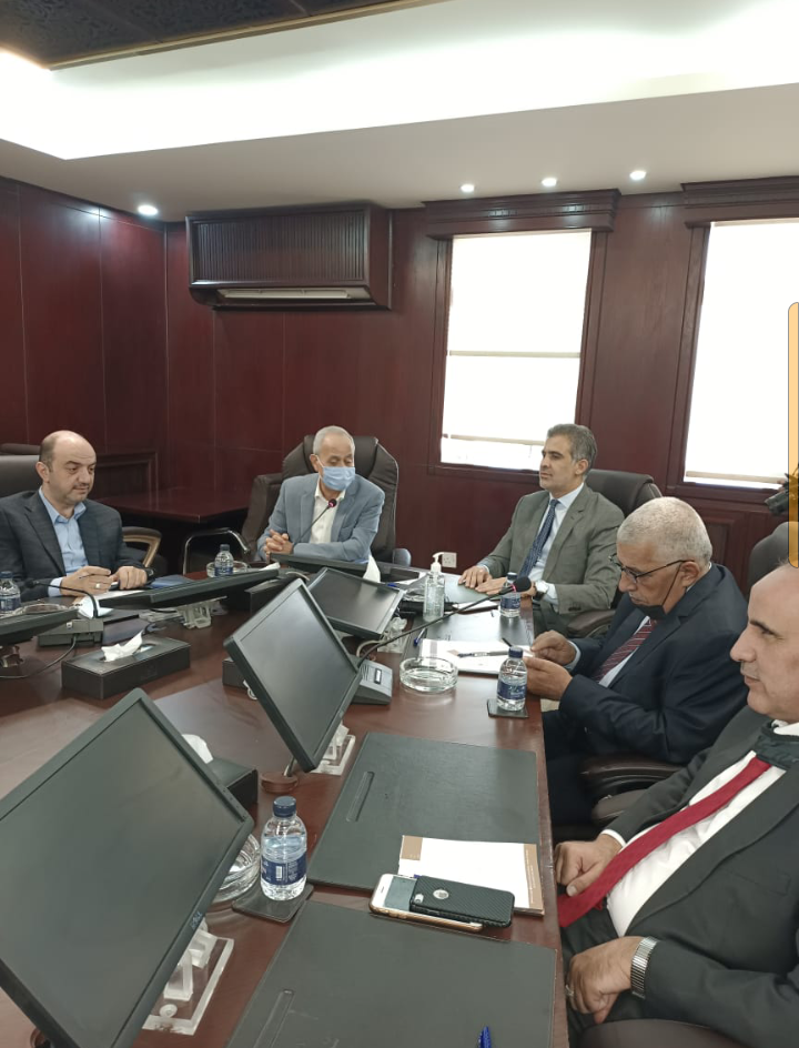الرحاحله : يلتقي رئيس وأعضاء غرفة صناعة الأردن وغرف صناعة عمان