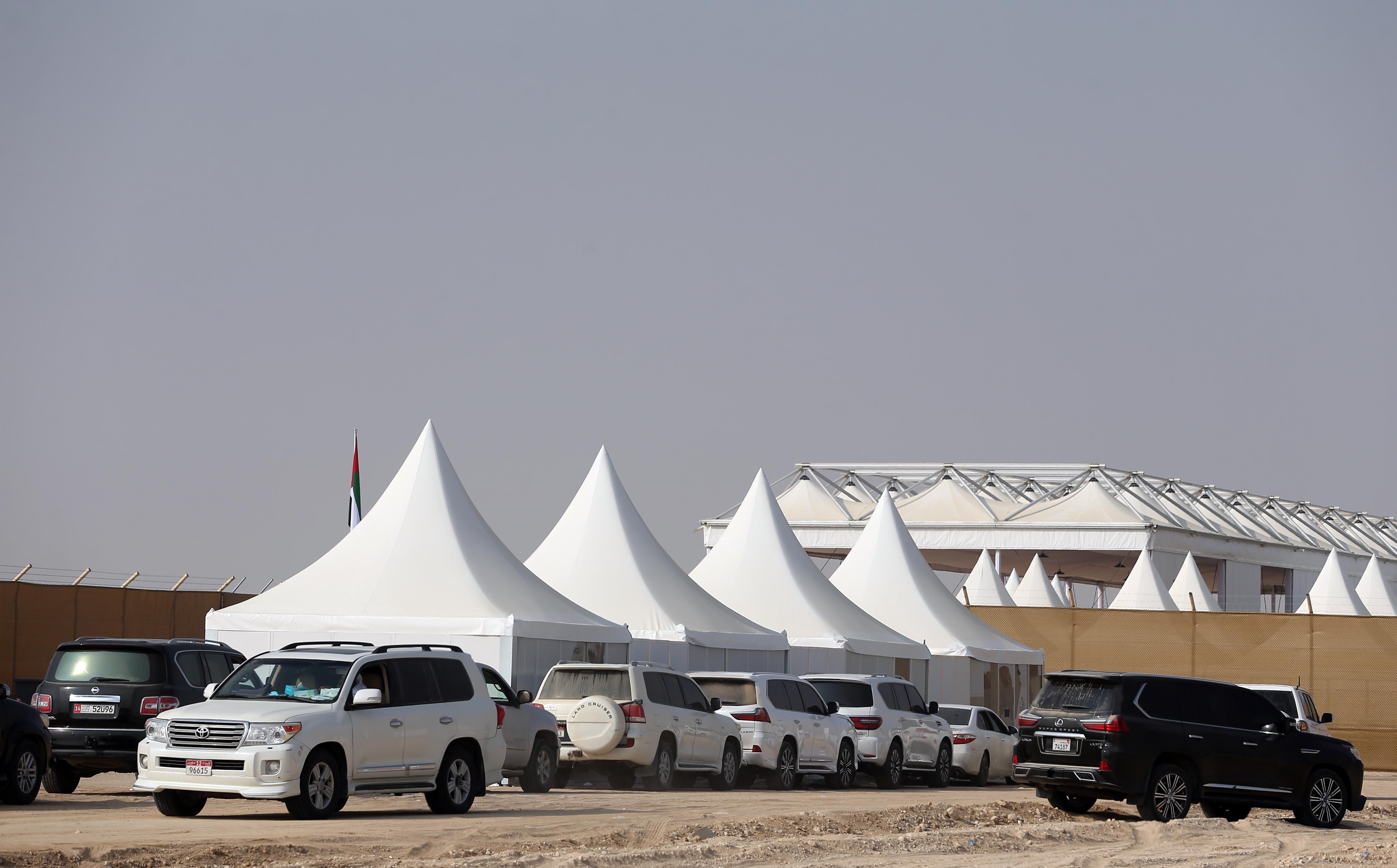 مزاينة رزين بمهرجان الظفرة 15 تستمر في ترصيص الإبل لغاية 23 نوفمبر الجاري