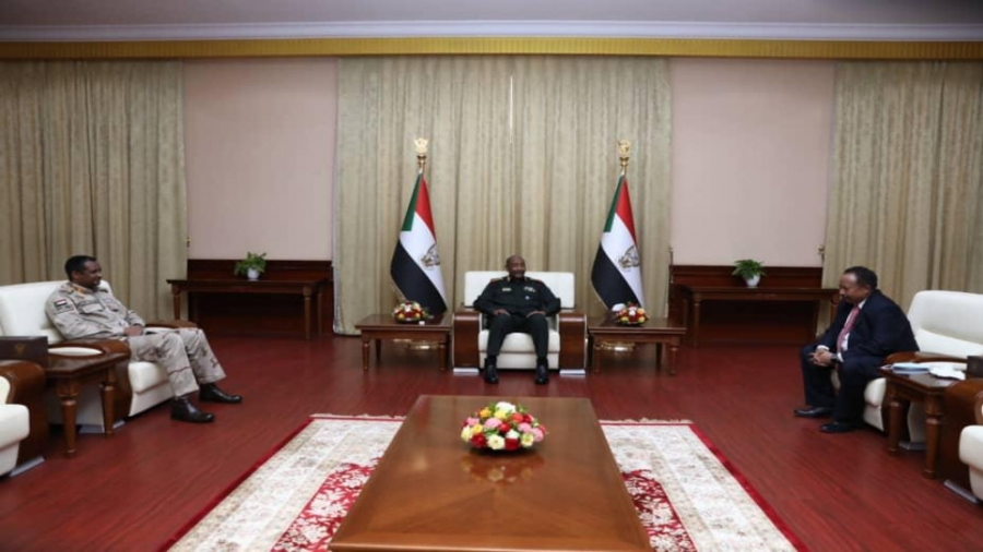 اتفاق يعيد حمدوك لرئاسة الحكومة مع فترة انتقالية بإشراف المجلس السيادي
