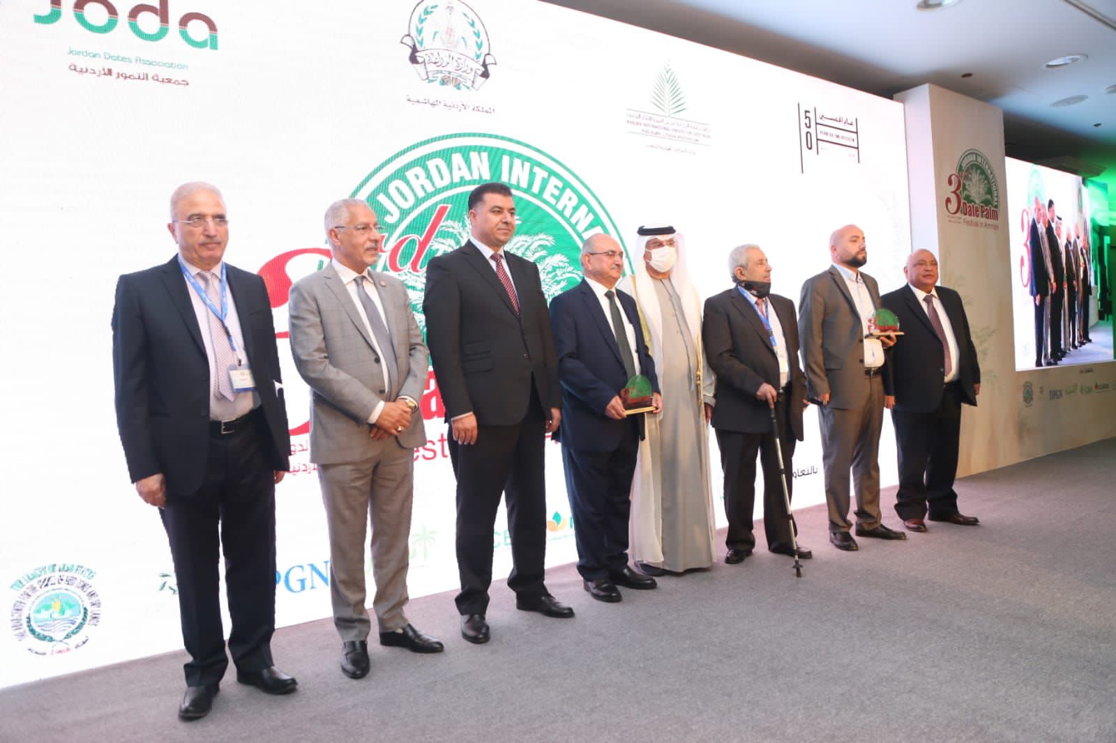 افتتاح المهرجان الدولي الثالث للتمور الأردنية بإشراف جائزة خليفة الدولية