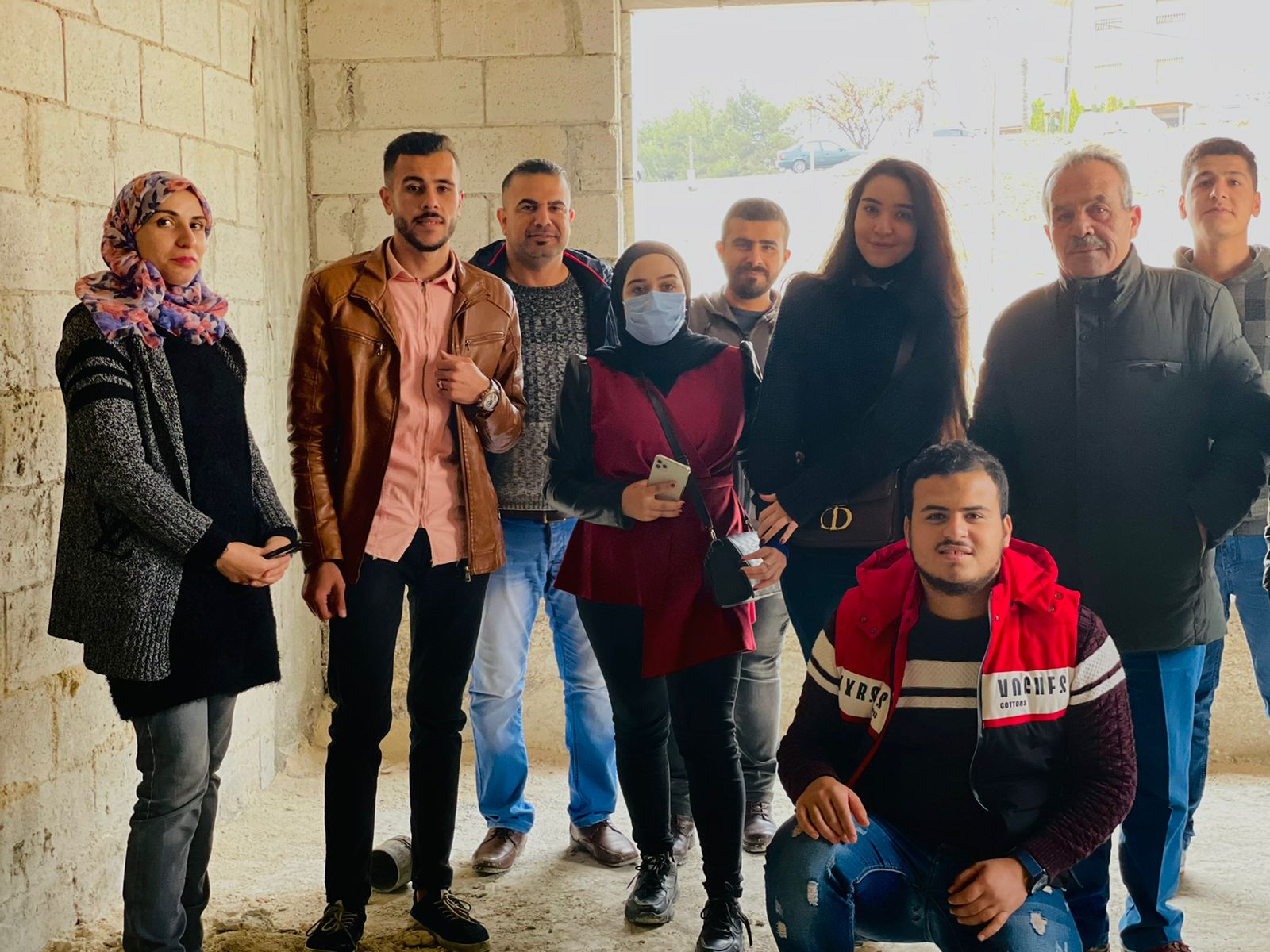 وفد من طلبة كلية الهندسة في جامعة جدارا يزور عدد من المشاريع الهندسية 