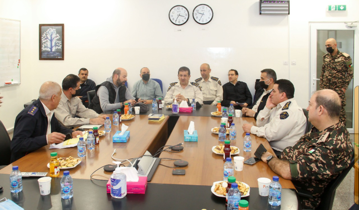 مدير عام الجمارك يطلع على مستوى الخدمات المقدمة في جمرك غور نميرة