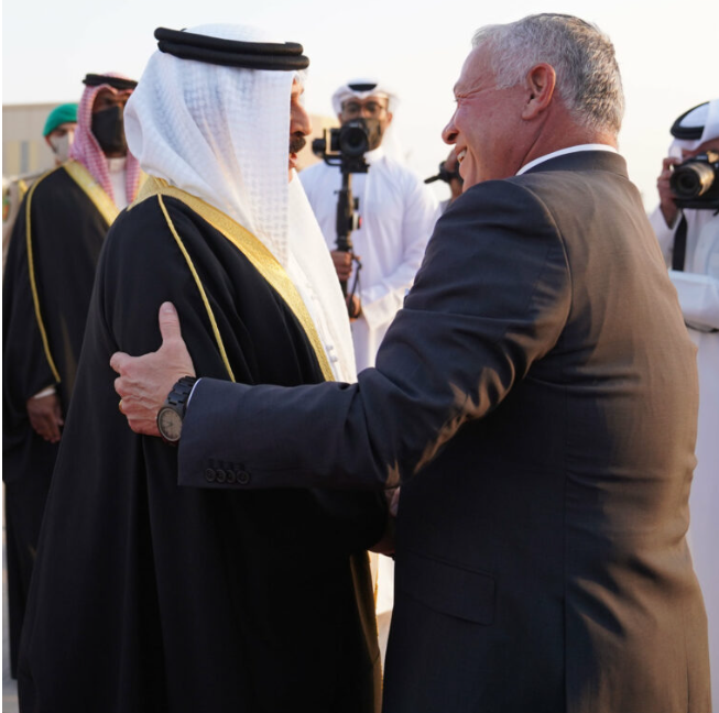 الملك يؤكد متانة العلاقات الأردنية البحرينية