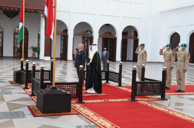 الملك يؤكد متانة العلاقات الأردنية البحرينية