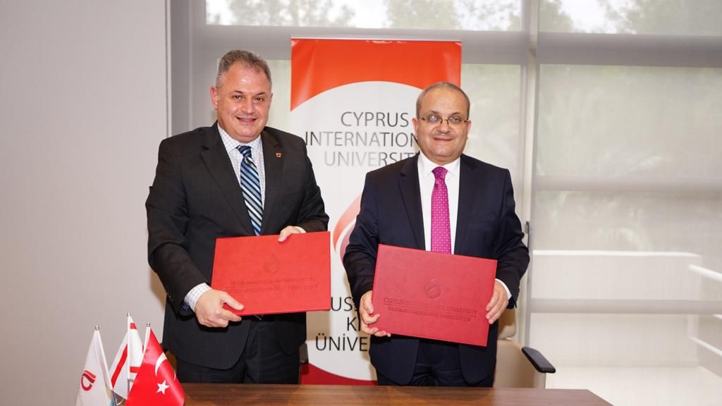 توقيع مذكرة تفاهم مشتركة بين جامعتي جدارا وقبرص الدولية