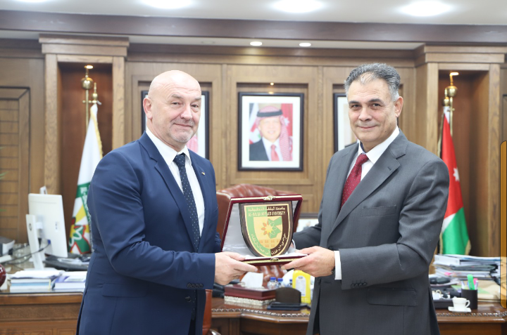 السفير البونسي في عمان يبحث سبل تعزيز العلاقات الأكاديمية بين جامعة البلقاء التطبيقية والجامعات الحكومية البوسنيه