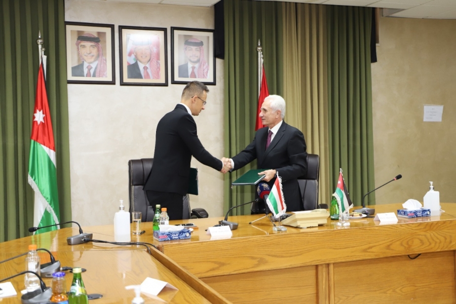 توقيع مذكرتي تفاهم بين الأردن وهنغاريا حول التعاون التربوي والعلمي وبرنامج المنح الهنغارية