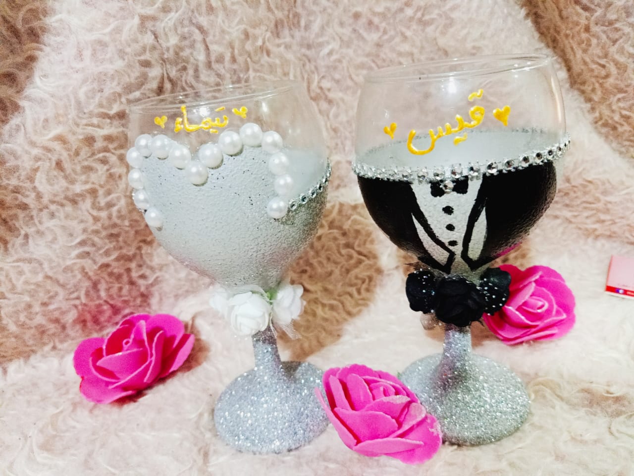 ايناس نجادات تشارك من خلال منتجاتها اليدوية(renas hand made) بأول بازار افتراضي  صور