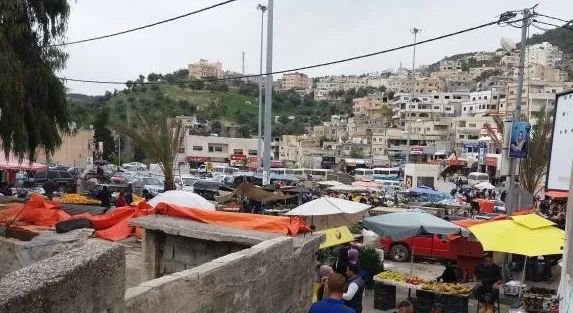 حملة لإزالة التعديات والبسطات العشوائية في عجلون