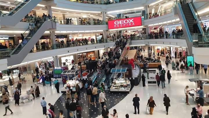 ازدحامات مرورية في عمّان بسبب “الجمعة البيضاء”