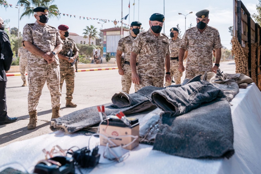 جلالة الملك يزور قيادة المنطقة العسكرية الشرقية