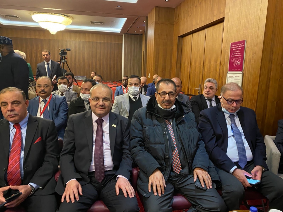 جامعة جدارا تشارك بكفاءة في القمة الدولية للإستثمار والتنمية المستدامة بإسطنبول