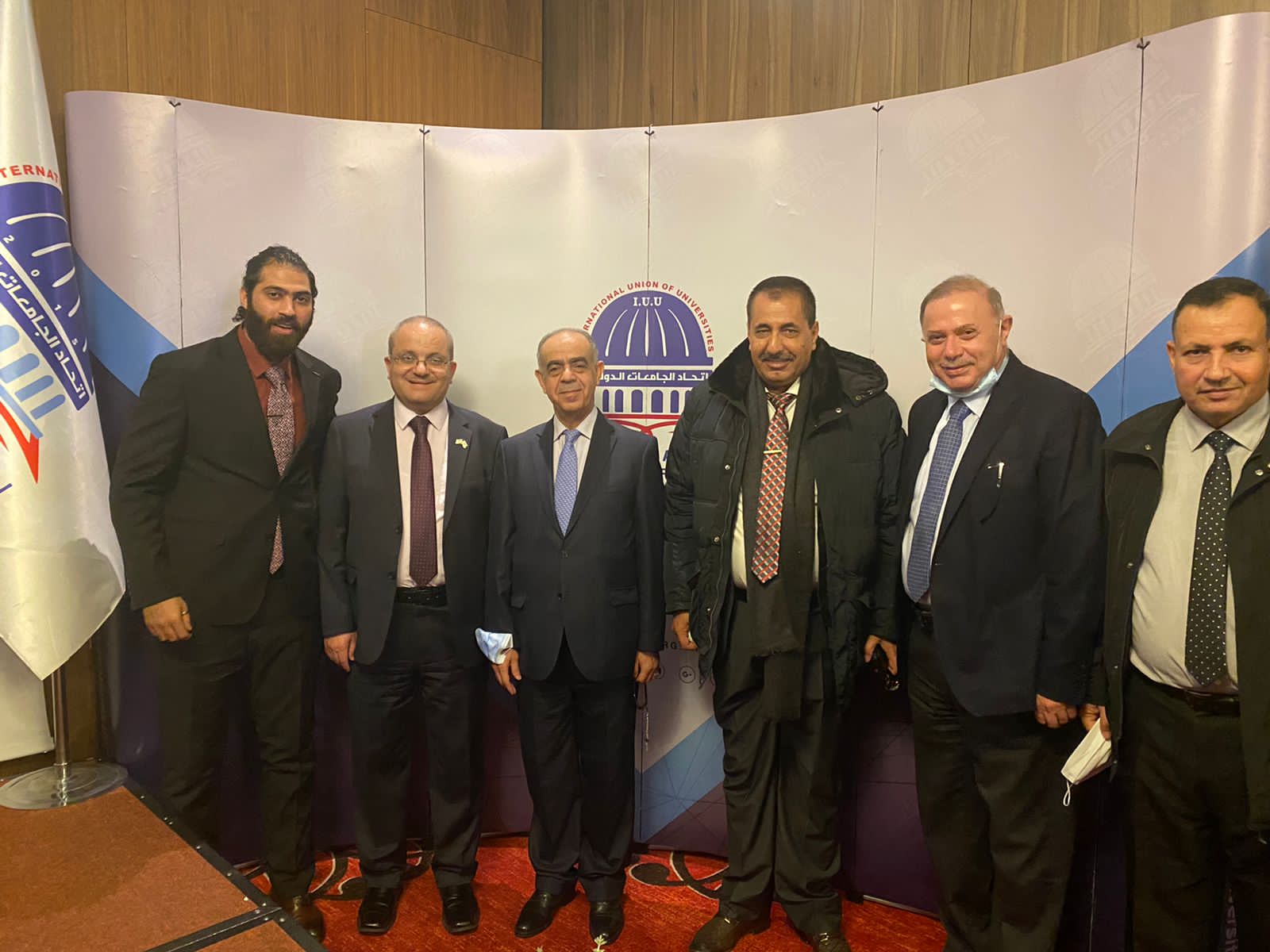 جامعة جدارا تشارك بكفاءة في القمة الدولية للإستثمار والتنمية المستدامة بإسطنبول 