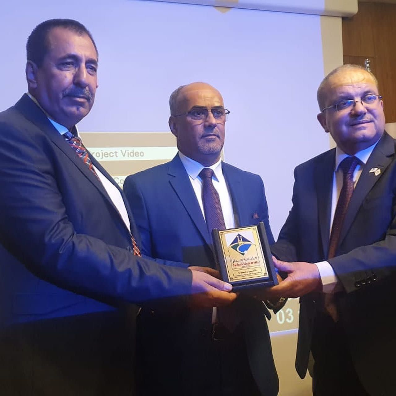 جامعة جدارا تشارك بكفاءة في القمة الدولية للإستثمار والتنمية المستدامة بإسطنبول 