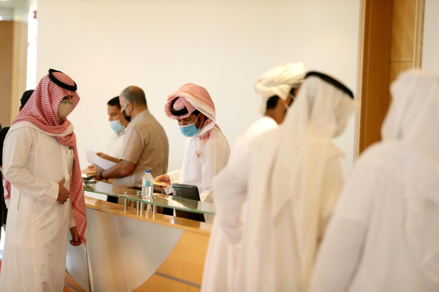 تنوع شعري وإجازات ضمن جولة مقابلات برنامج شاعر المليون في أبوظبي