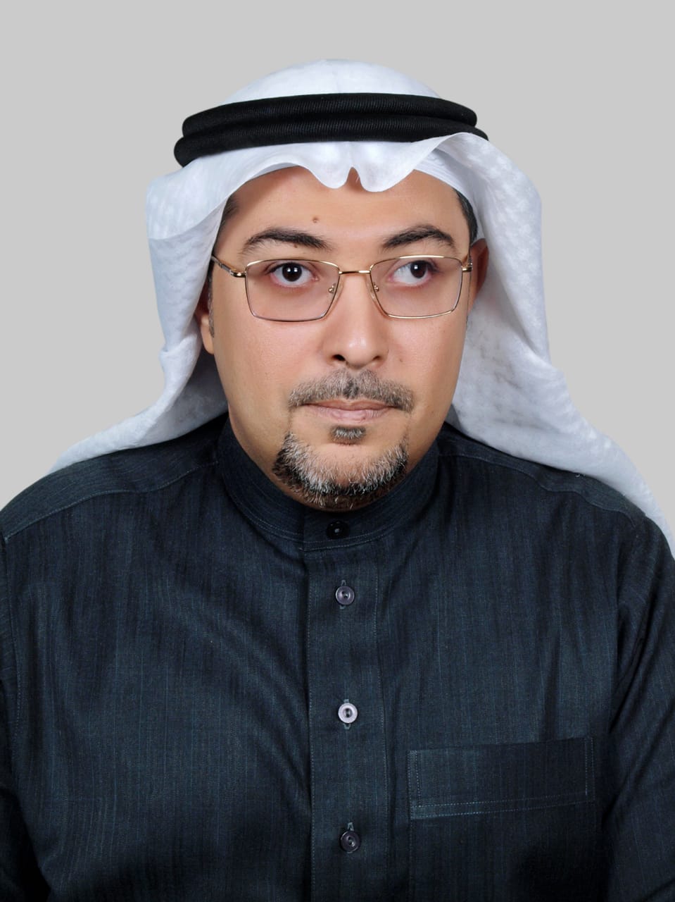 خمس إذاعات عربية تشارك الإمارات فرحتها بمناسبة العيد الخمسين للدولة