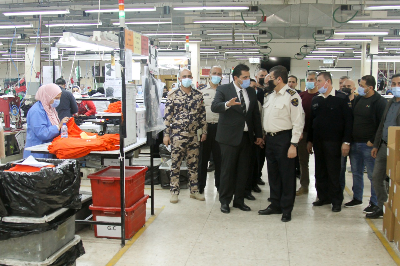 مدير عام الجمارك : ابوابنا مفتوحة لخدمة المستثمرين والصناعيين