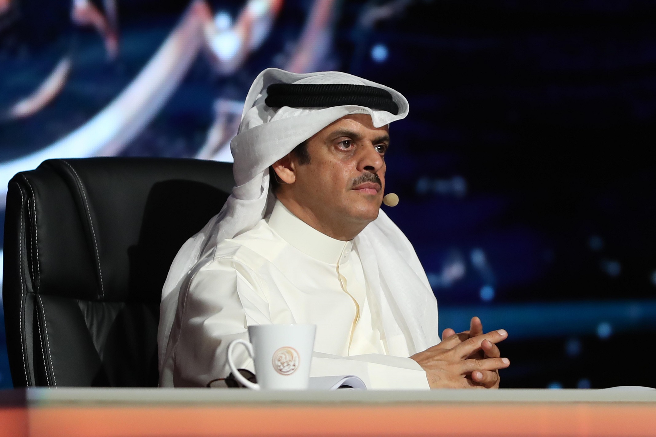 تنوع شعري وإجازات ضمن جولة مقابلات برنامج شاعر المليون في أبوظبي