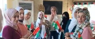 ملهمات الطاقة الإيجابية يحتفلن باليوم الوطني ال50 للإتحاد ويحتفين باليوبيل الذهبي للإمارات