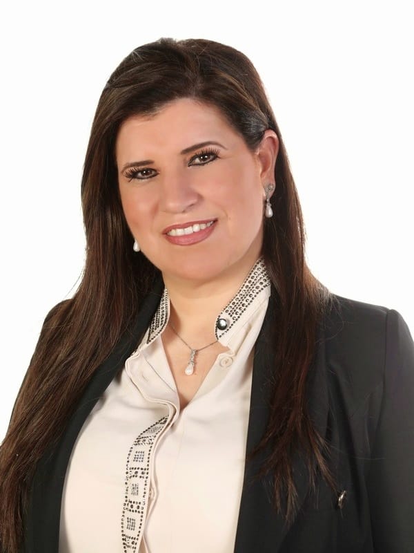 الدكتورة ردينة بطارسة تكتب : صقور الغذاء والدواء لا تليق بكم إلا القمة