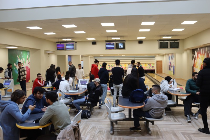 الحوراني يفتتح مركز اللياقة الجديد بمجمع الارينا في عمان الاهلية .. صور