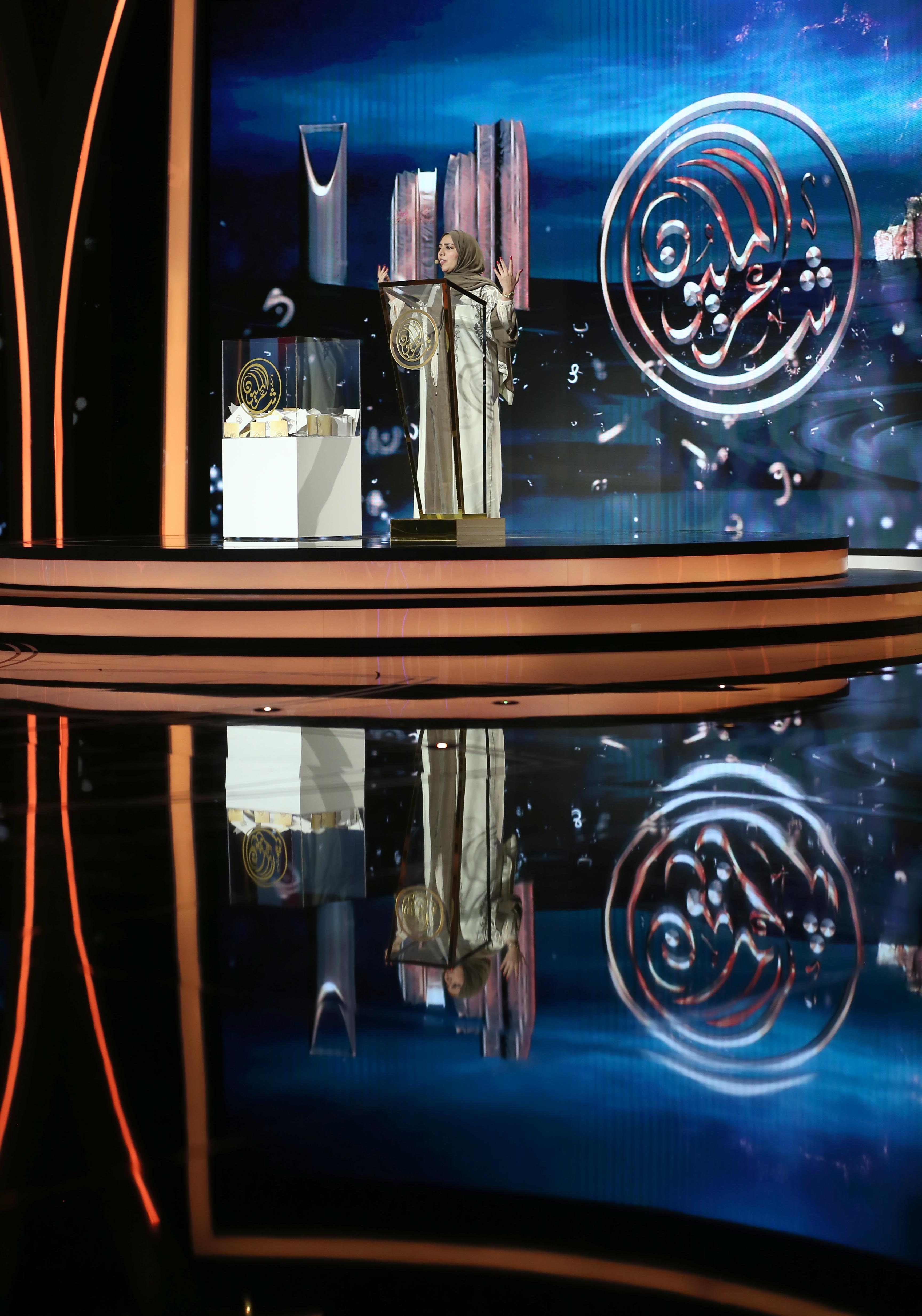 برنامج شاعر المليون بموسمه العاشر ينطلق من مسرح شاطئ الراحة بأبوظبي غداً الثلاثاء