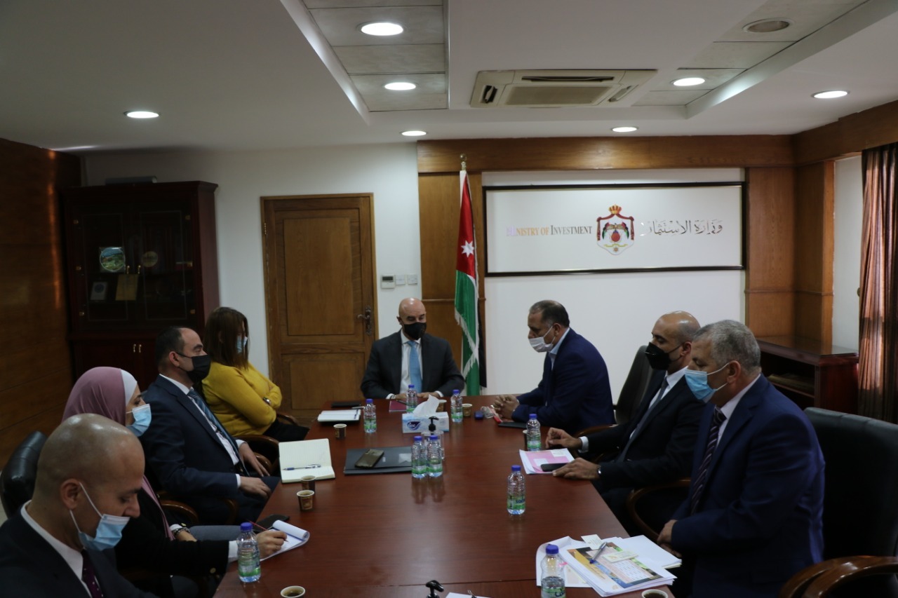 وزير الإستثمار: دراسة كافة التحديات لدى المناطق التنموية والصناعية