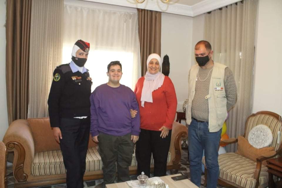 بإيعاز من ولي العهد .. إدارة السير المركزية / قسم سير اربد تحقق رغبة احد شباب المحافظة .. صور 