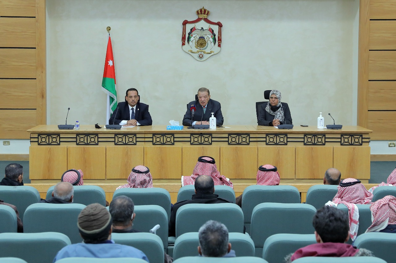 اجتماع الدغمي والعلاقمة يفضي لوقف الملاحقات بحق مزارعي الخربة السمرا