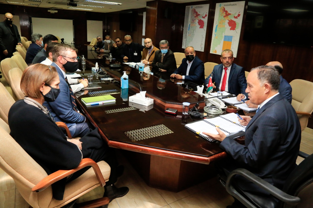 المياه : توقيع اتفاقيات عقد ادارة وتشغيل مياه وصرف صحي محافظات الجنوب