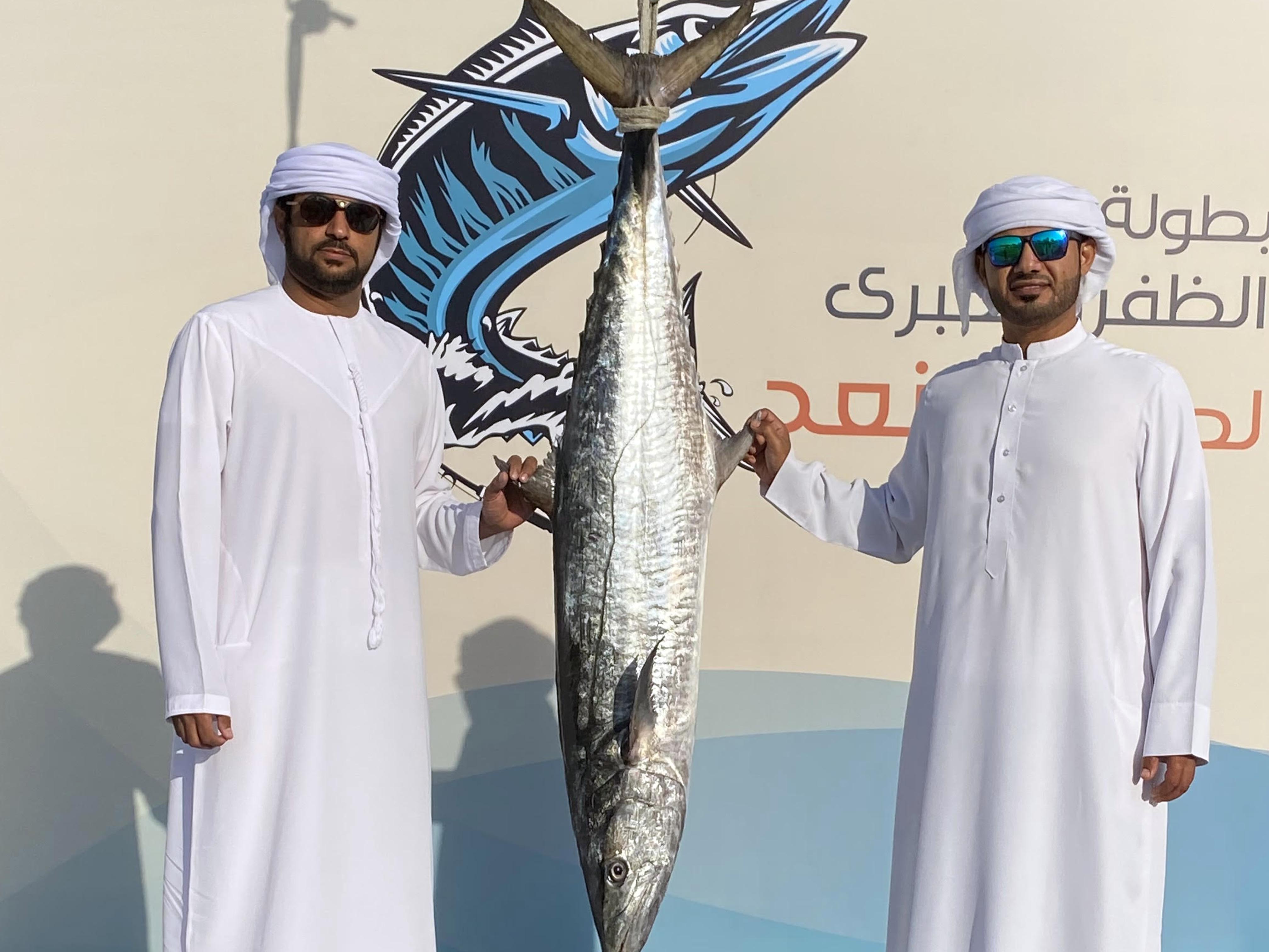 529 مشارك في بطولة دلما ضمن بطولة الظفرة الكبرى لصيد الكنعد