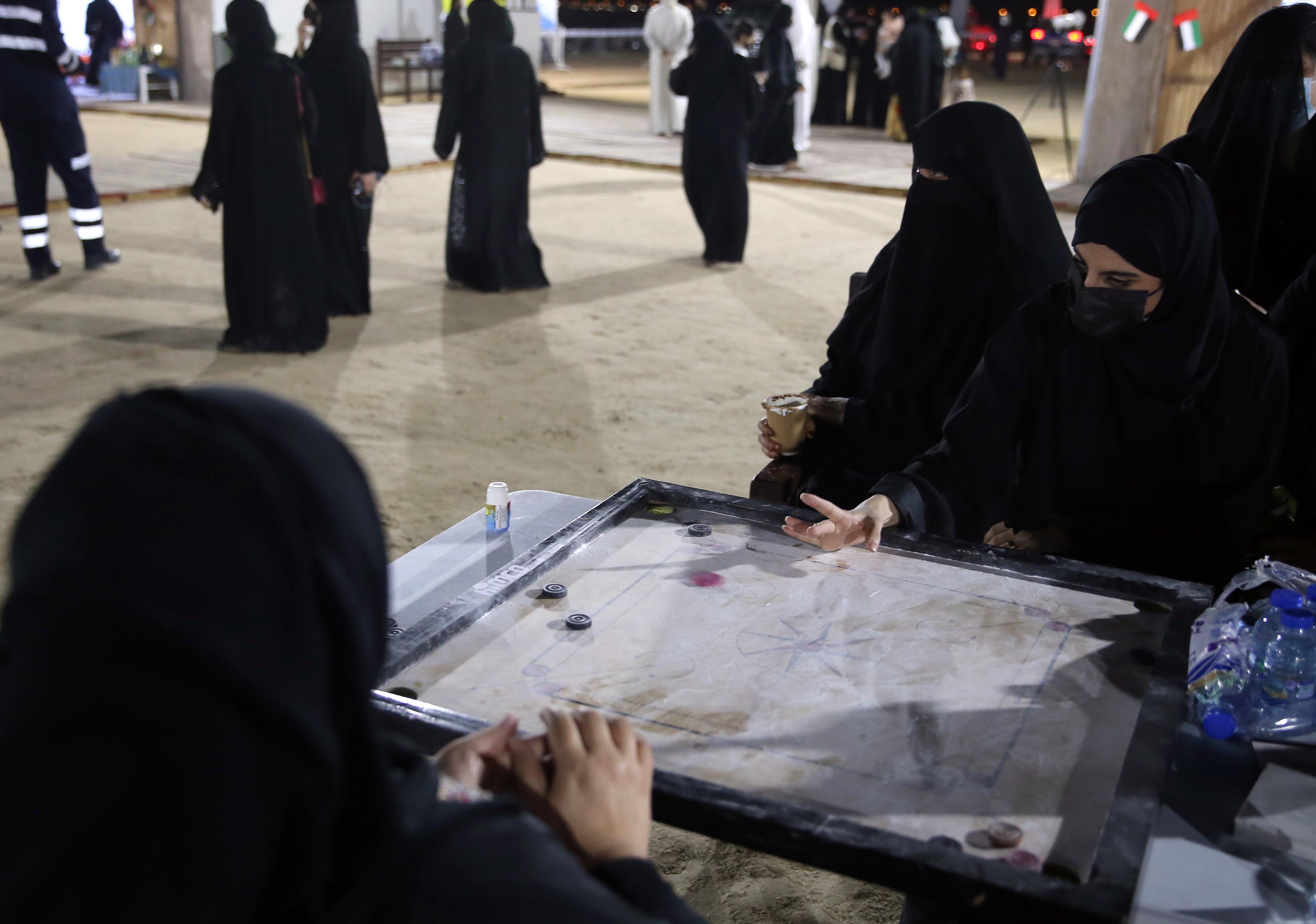 برعاية حمدان بن زايد.. مهرجان السلع البحري يختتم فعالياته ومسابقاته