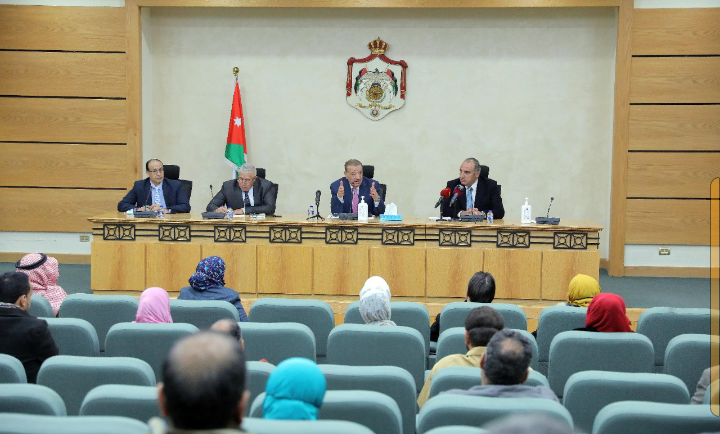 الدغمي ورئيس اللجنة الإدارية يلتقون الشواربة ويتوصلون لتوافقات بشأن مطالب موظفين في الأمانة 