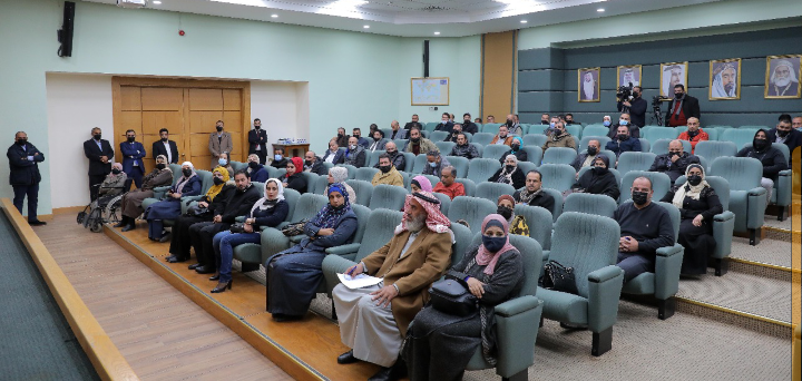 الدغمي ورئيس اللجنة الإدارية يلتقون الشواربة ويتوصلون لتوافقات بشأن مطالب موظفين في الأمانة 