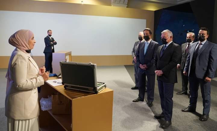 الملك مخاطبا الشباب: صوتكم سيساعد كثيرا في عملية التحديث وتغيير الثقافة تجاه الإصلاح السياسي