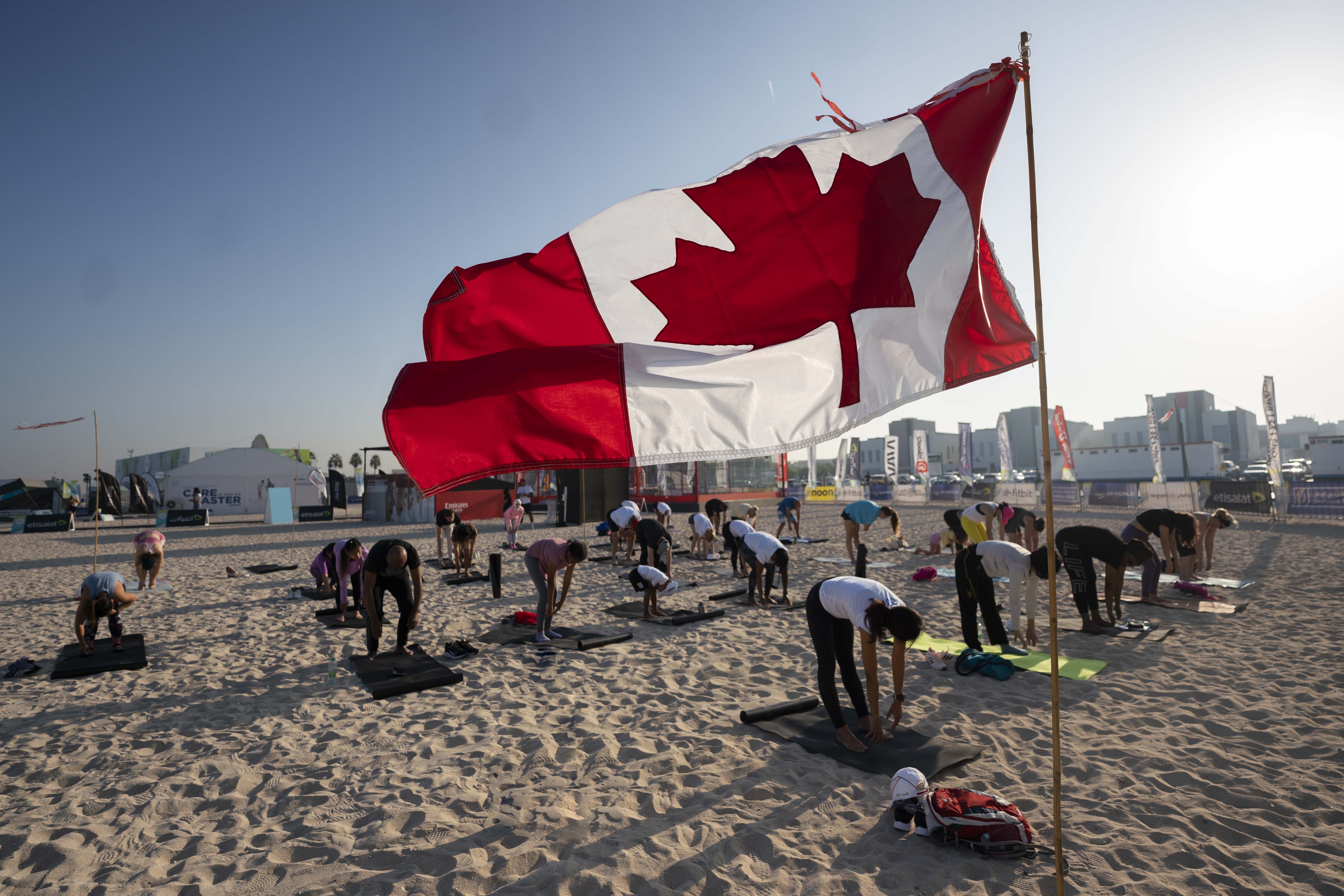 مشاركة تجمع دبي الكندي في تحدي اللیاقة البدنیة بدبي