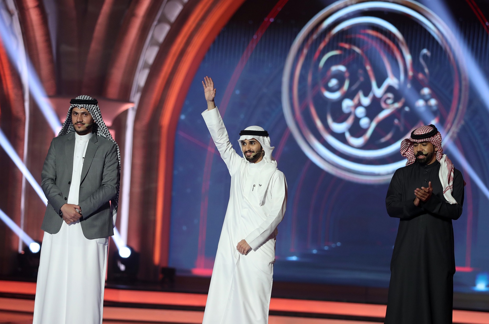 ليالي الشعر النبطي تتألق في ثاني أمسيات برنامج شاعر المليون بموسمه العاشر