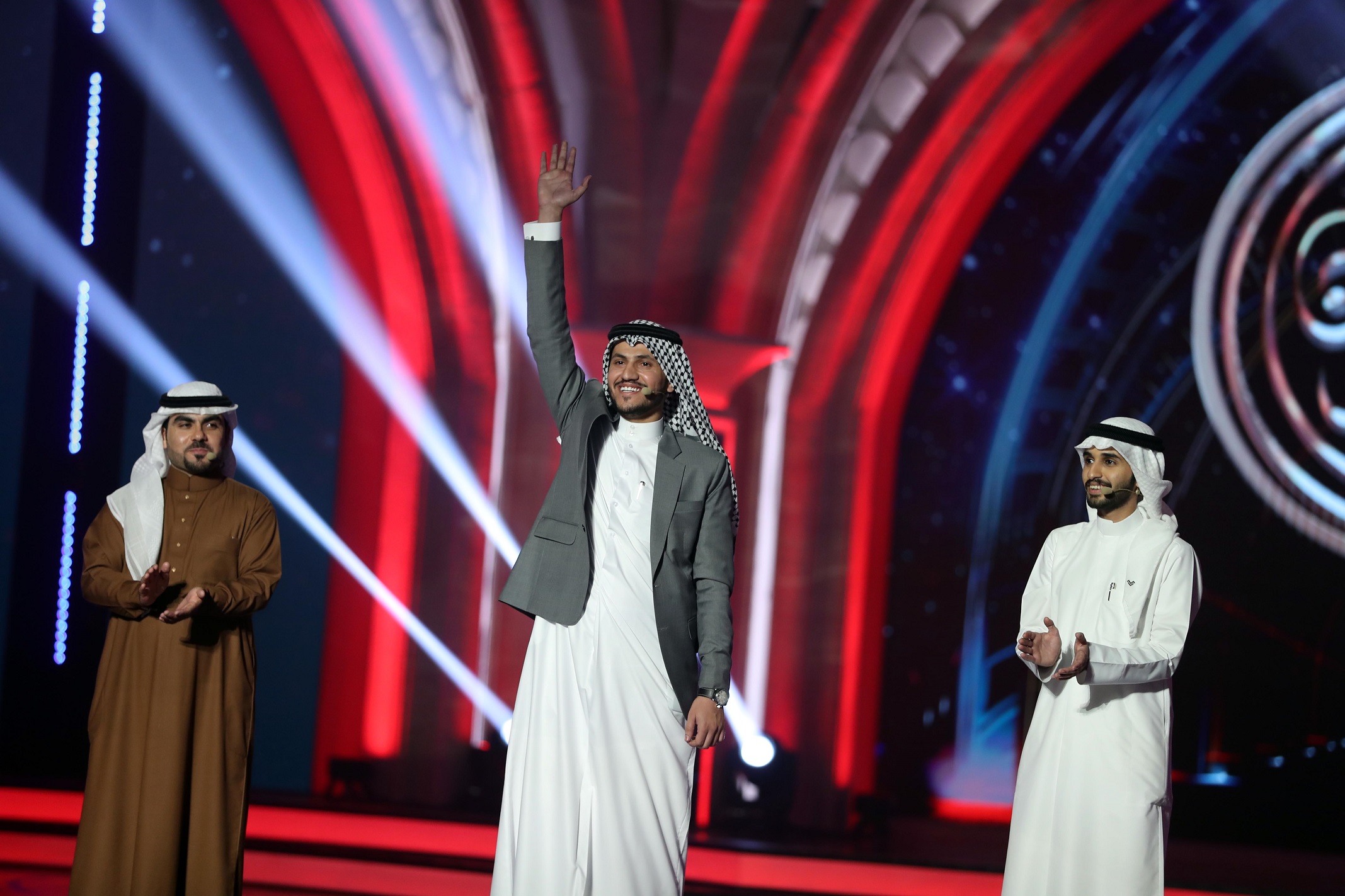 ليالي الشعر النبطي تتألق في ثاني أمسيات برنامج شاعر المليون بموسمه العاشر